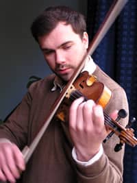 Lamond Gillespie, Violinist. Performance and tuition.